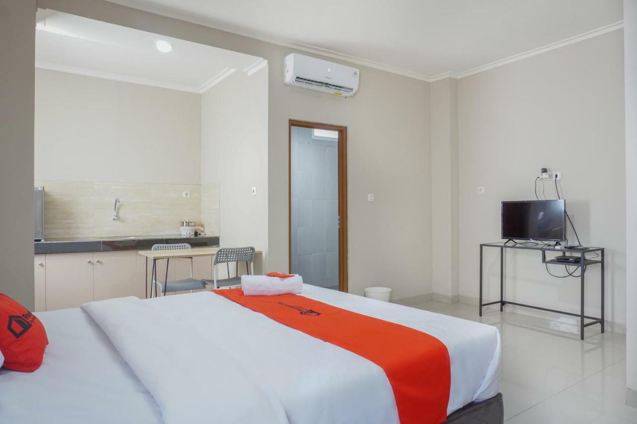 Residences By Reddoorz Near Mt Haryono - Minimum Stay 7 Days Τζακάρτα Εξωτερικό φωτογραφία